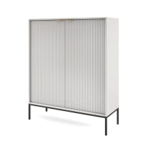 Kommode KARI K104 mit geriffelten Fronten und goldenen Griffen