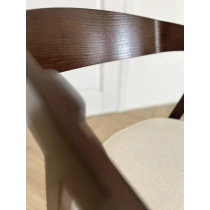 Gepolsterter EICHENSTUHL M120 MASSIVHOLZ