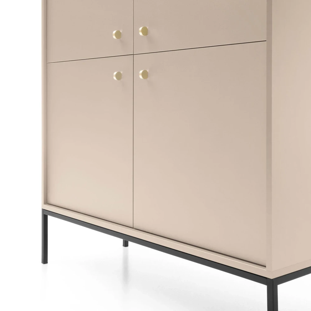 Kommode MADLA MK104 – Sandbeige mit goldenen Griffen