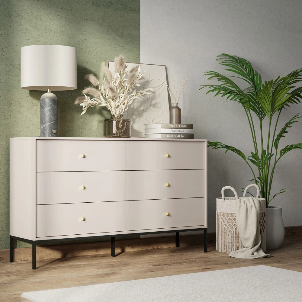 Kommode MADLA MKS154 – Sandbeige mit goldenen Griffen