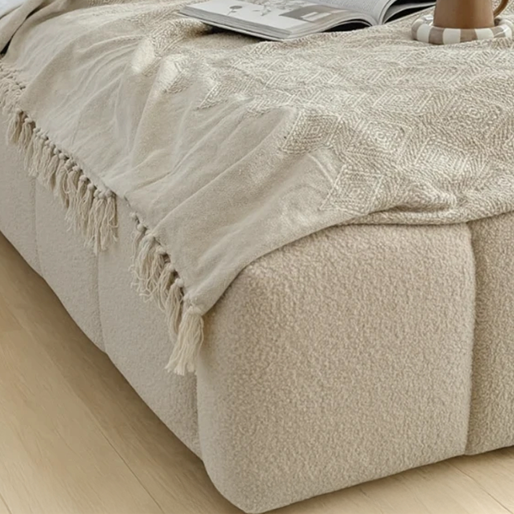 Bouclé Stoff – Makroaufnahme (Quelle)