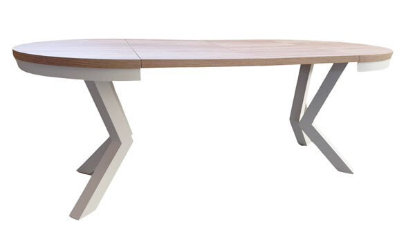 Esstisch nach dem Ausziehen